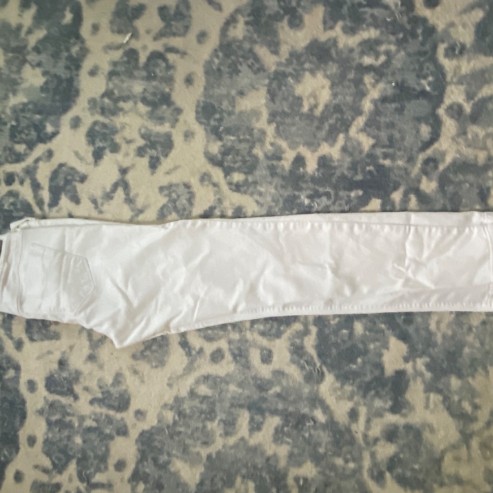 White jeans - Picture 5 of 6